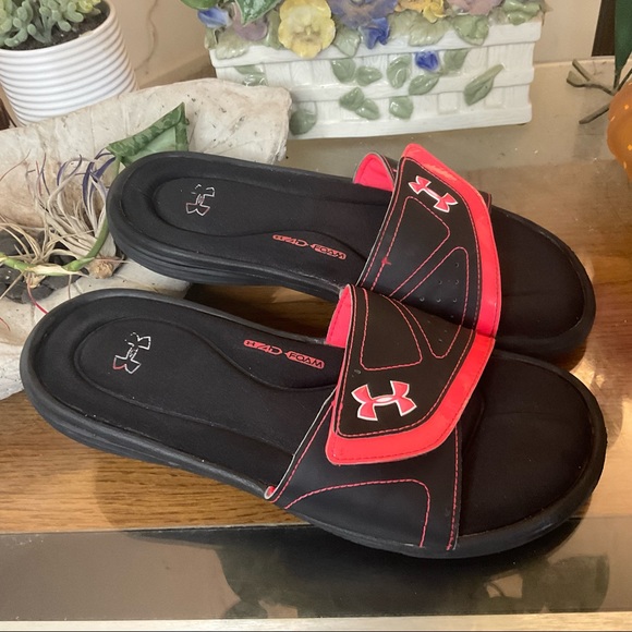 Under Armour Shoes | Under Armour Womens 4D Foam Comfort Slides 10 | Color: Black | Size: 10 | Tgilenny's Closet